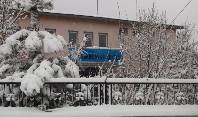 Ahlat'ta eğitime 1 gün ara verildi