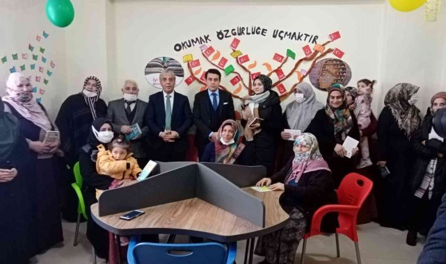 Ahlat'ta kütüphane açılışı