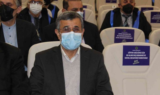 Ahmedinejad: " Hak ve adalet arasında dengesizlik olursa anlaşmaya varamayız"