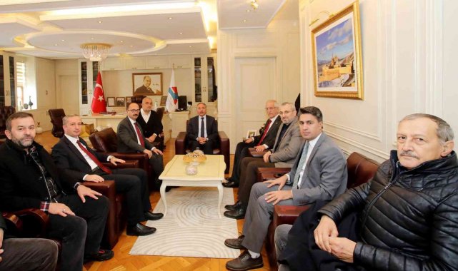 AİÇÜ Rektörü Prof. Dr. Karabulut, Bursa Milletvekilleri Mesten ve Aydın'ı misafir etti