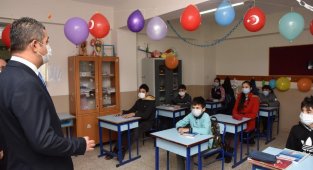 Aileler yarıyıl tatilinde çocuklarına destek olmalı