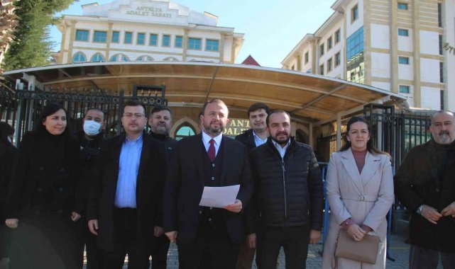 AK Parti Antalya'dan, Sedef Kabaş'a suç duyurusu