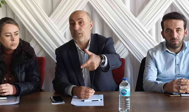 AK Parti İlçe Başkan Yardımcısı Murat Tuna, "Laf siyaseti yapıyorlar"