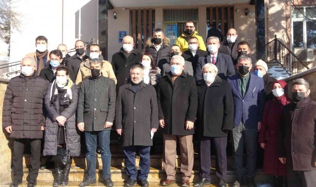 AK Parti'den Sedef Kabaş, Engin Özkoç ve Aykut Erdoğdu hakkında suç duyurusu