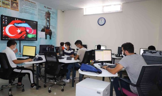 Akademi Liselerden 13 bin 528 öğrenci destek aldı