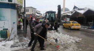 Akçadağ Belediyesi 724 sahada