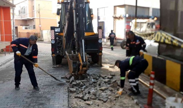 Akdeniz'de sokaklar asfalt ve kilit taşı ile yenileniyor