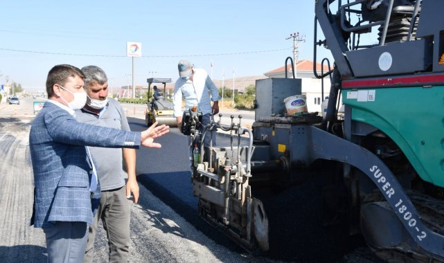 Aksaray'da 48 mahalleye 372 bin ton sıcak asfalt