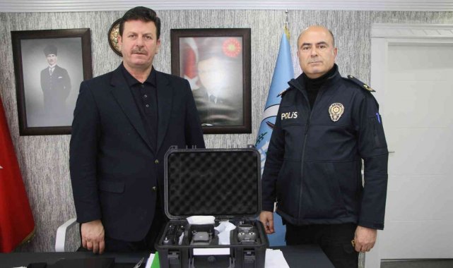 Akyazı Belediyesi&#039;nden emniyet teşkilatına termal drone desteği