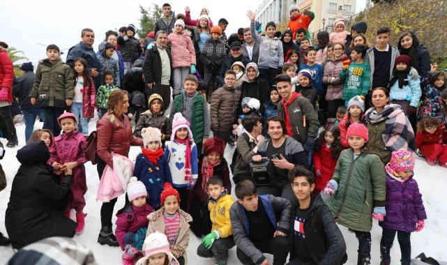 Alanya&#039;da kar şenliği