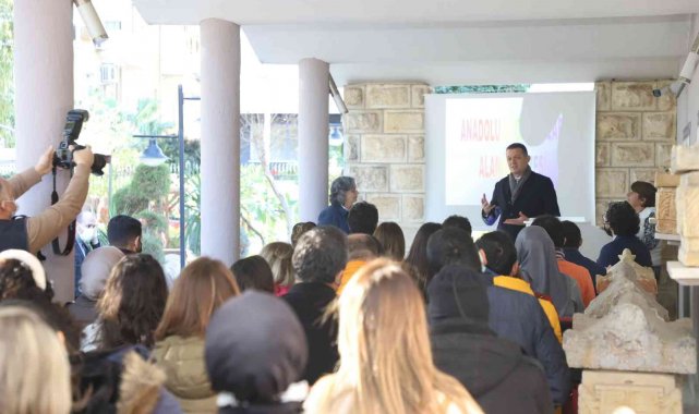 Alanya'da öğretmenlere 'müze' eğitimi