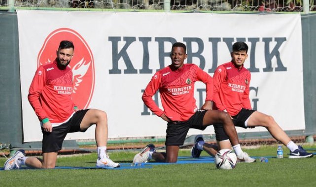 Alanyaspor, Hatayspor maçının hazırlıklarına başladı