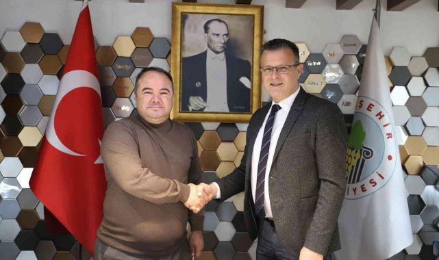 Alaşehir Belediyesinden işçileri sevindiren sözleşme