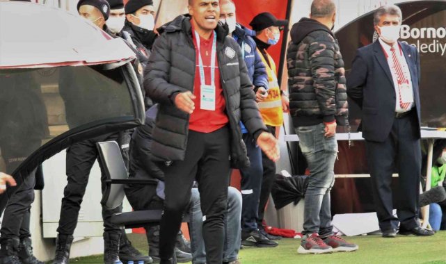 Altay'ın teknik direktörü Mert Nobre oldu