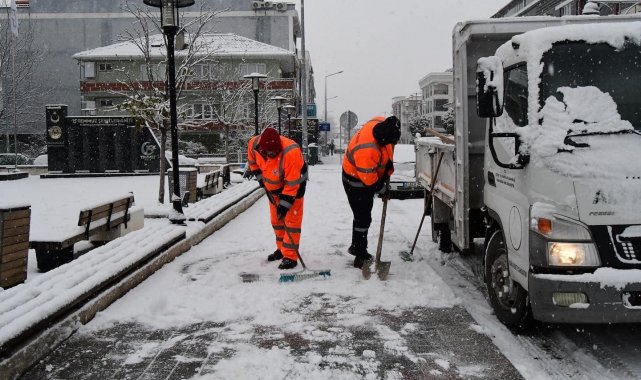 Altınova&#039;da yollar açık, ekipler teyakkuzda