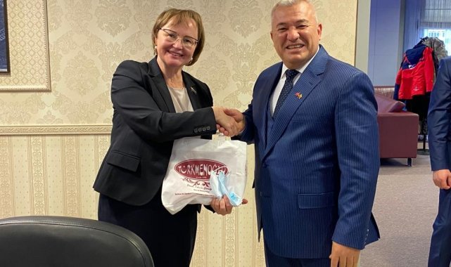 ALTSO Rusya'nın ticaret merkezi Tümen'e çıkartma yaptı