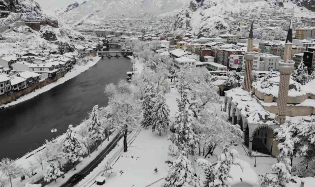 Amasya&#039;da kartpostallık kış masalı