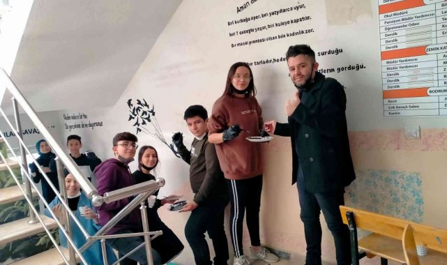 Anadolu Lisesi'nde "Duvarlar Konuşuyor" projesi