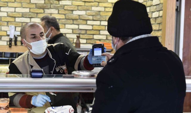 Ankara Büyükşehir Belediyesinin et desteği esnafın da yüzünü güldürüyor