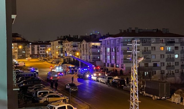 Ankara'da hırsızlık şüphelisi evine gelen polis ekiplerinden kaçmak isterken apartman boşluğuna sıkıştı