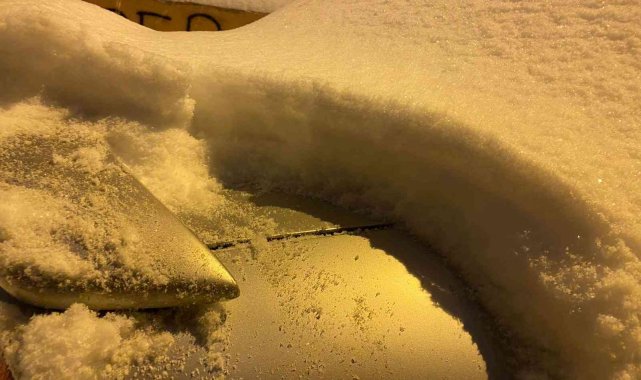 Ankara'da kar yağışı etkili oldu