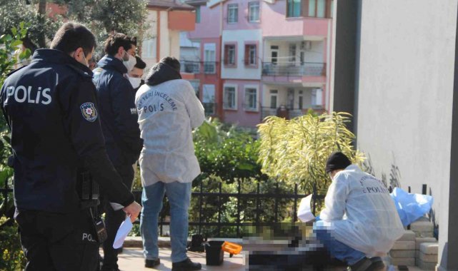 Antalya'da bina bahçesinde şüpheli ölüm