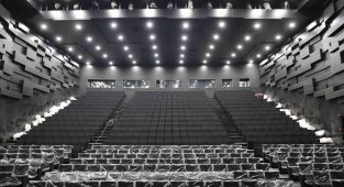 Antalya'ya 790 koltuk kapasiteli 'kültür' salonu