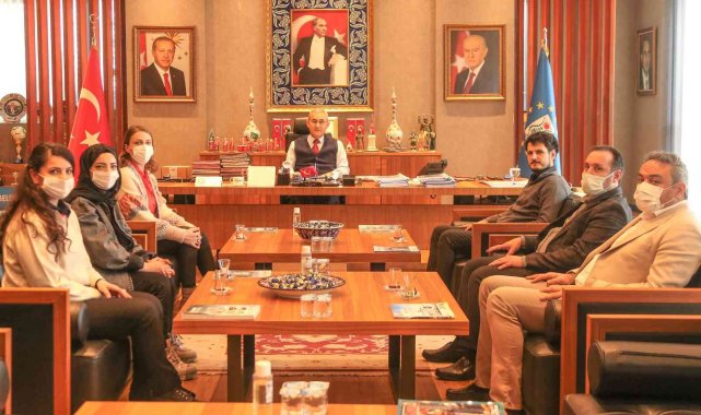 Ara raporlar Başkan Işık'a teslim edildi