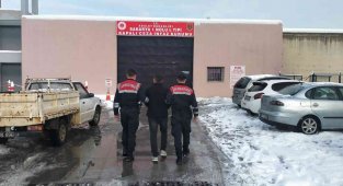 Aranan şüpheli jandarma ekiplerince yakalandı
