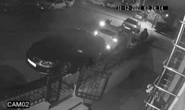 Ataşehir'de motosiklet hırsızlığı kamerada