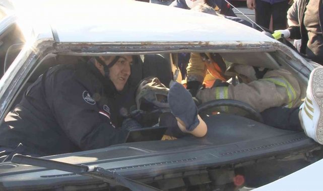 Avcılar E-5'te kaza: 1 yaralı