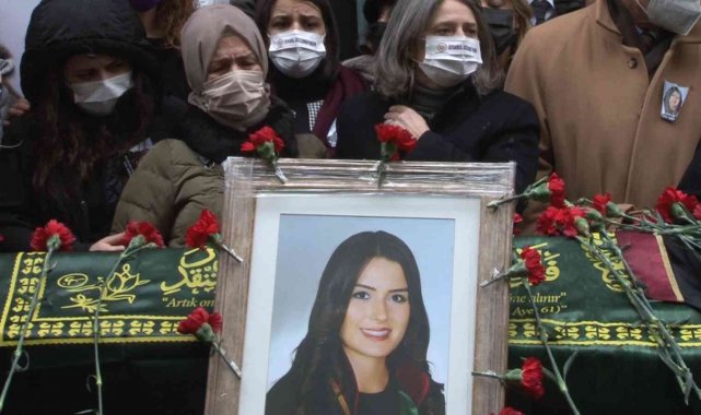 Avukat Dilara Yıldız için İstanbul Barosu önünde tören düzenlendi