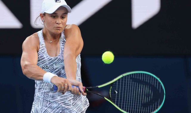 Avustralya Açık tek kadınlarda şampiyon Ash Barty