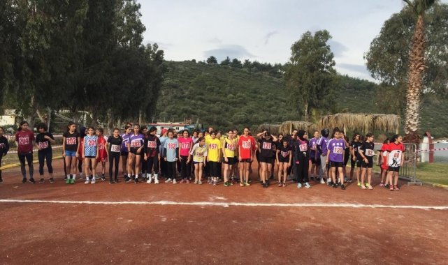 Aydın Kros Yarışları'nda 430 sporcu dereceye girmek için ter döktü