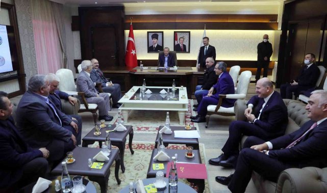 Aydın'da cemevi başkanlarından Cumhurbaşkanı Erdoğan'a teşekkür ziyareti