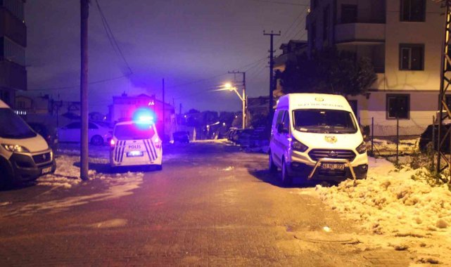 Bacağından vurulan şahıs hastaneye kaldırıldı