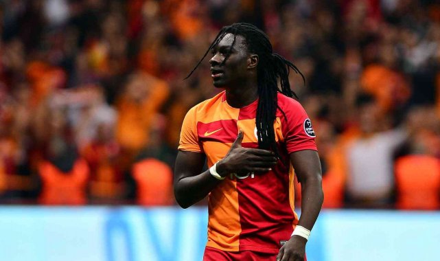 Bafetimbi Gomis yeniden Galatasaray'da