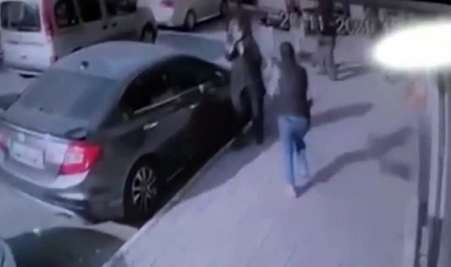 Bağcılar'da kuyumcuya güpegündüz silahlı gasp şoku