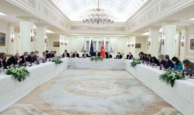 Bakan Çavuşoğlu, AB ülkeleri büyükelçileriyle bir araya geldi