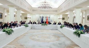 Bakan Çavuşoğlu, AB ülkeleri büyükelçileriyle bir araya geldi
