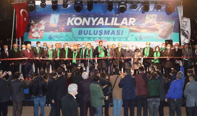 Bakan Kurum ve Başkan Altay İstanbul'daki Konyalılarla buluştu