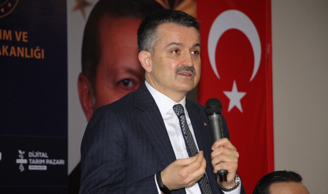 Bakan Pakdemirli 'Aşı' müjdesini Manisa'dan verdi