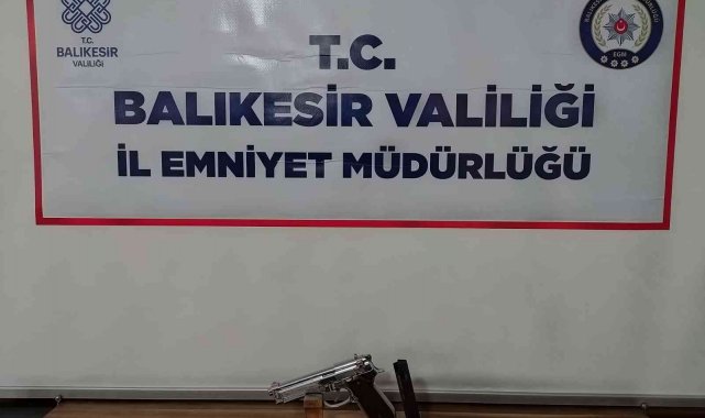 Balıkesir'de 3 yılda 2 bin 193 tabanca ele geçildi