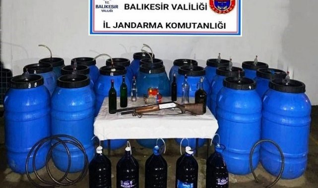 Balıkesir'de kaçak içki operasyonu