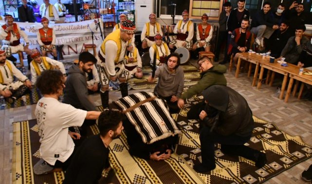 Balıkesir'de moral akşamları devam ediyor