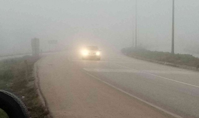 Bandırma'da sis etkili oldu