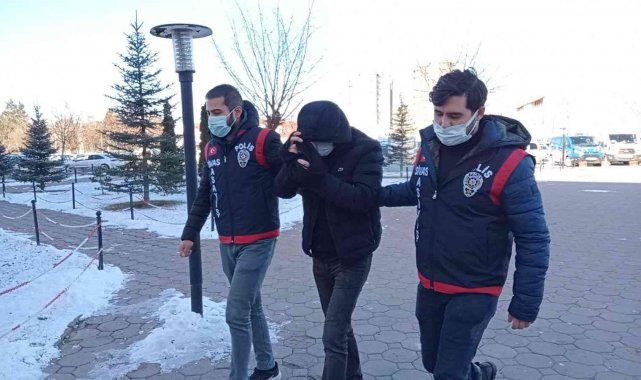 Banka müdüründen filmlere konu olacak soygun