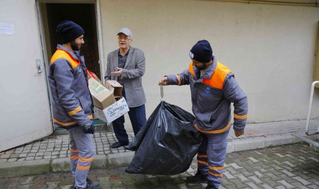 Başakşehirli çevreci 50 ton atığı geri dönüşüme kazandırdı