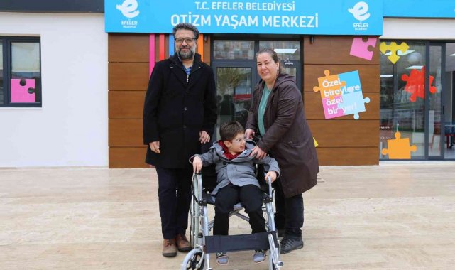 Başkan Atay'dan minik Ata'yı sevindiren hediye