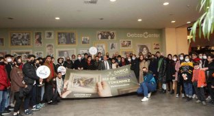 Başkan Bıyık 105 genç ile "İyi ki Varsın Eren" filmini izledi